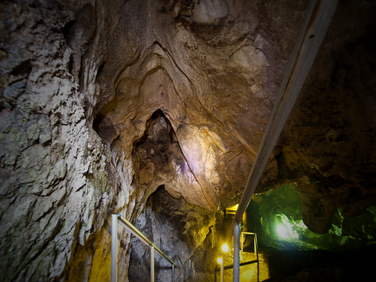 Cave Vrelo, Matka Canyon (Photo license: CC BY-NC 2.0)